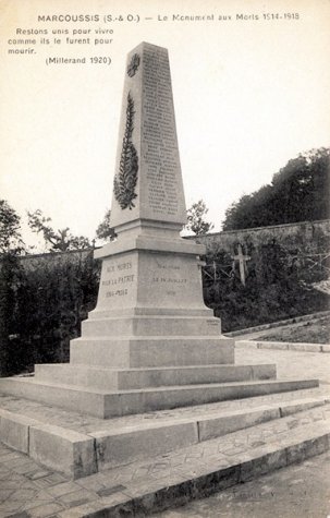 B 183 Monument aux Morts